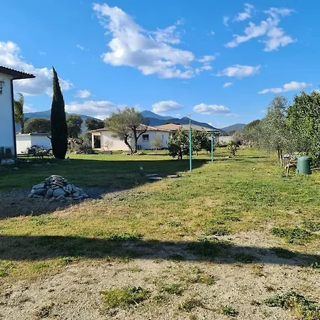 De Détente Et Vue Sur Montagnes