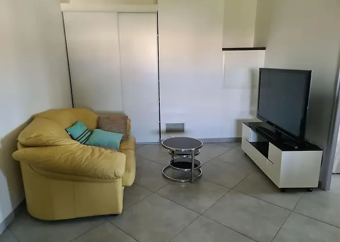 De Détente Et Vue Sur Montagnes